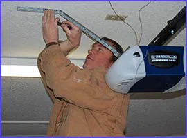 Neighborhood Garage Door Service South Hamilton, MA 978-213-7011 - garage-doors